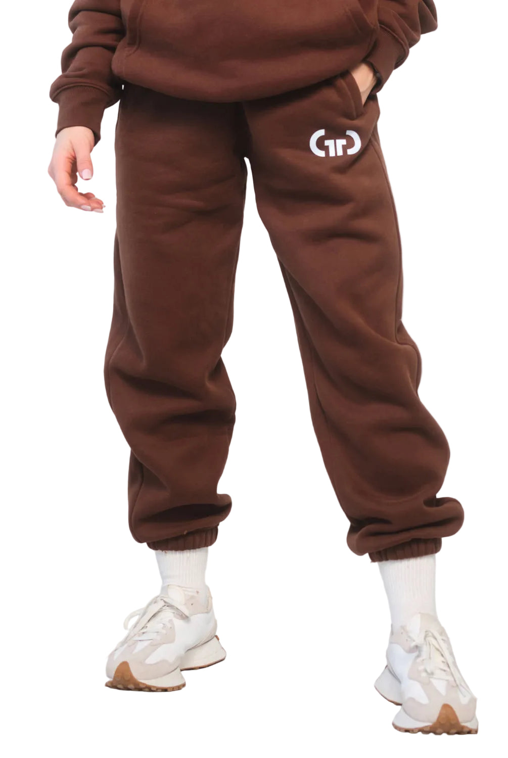 Trackpant for Women in Brown – Tapered Leg, Adjustable Waistband, Soft Breathable Fabric for Comfort & Style